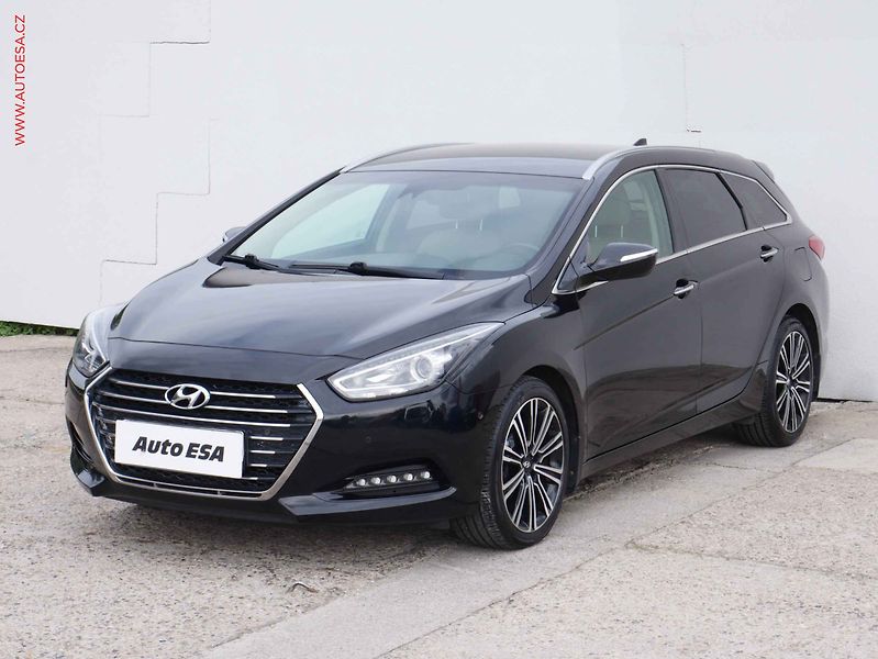 Hyundai i40 (2016) 1.7 CRDI, ČR, AT, navi, xenon - fotka 3 z 19