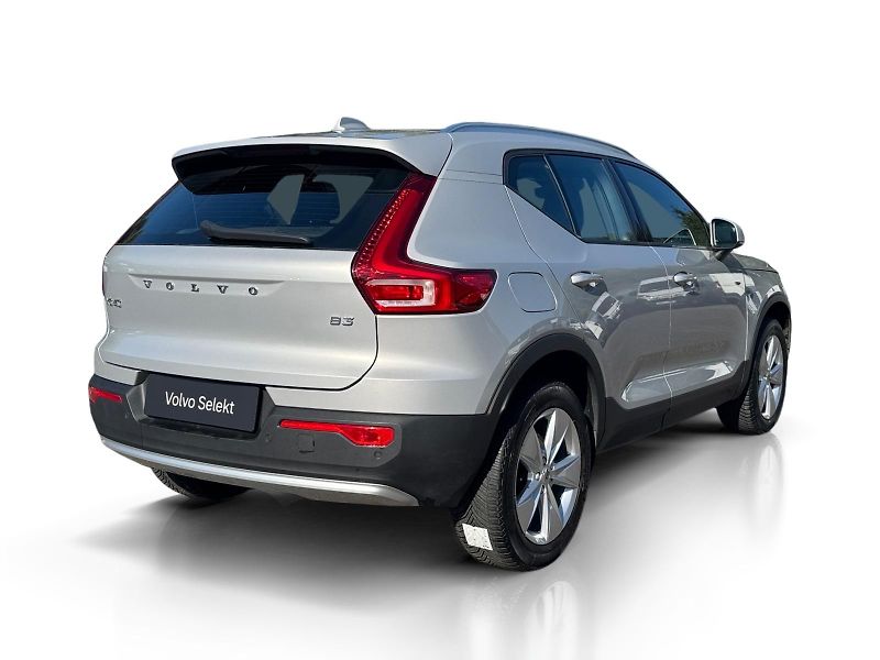 Volvo XC40 B3 FWD // 1. maj // ČR + kola - fotka 6 z 36