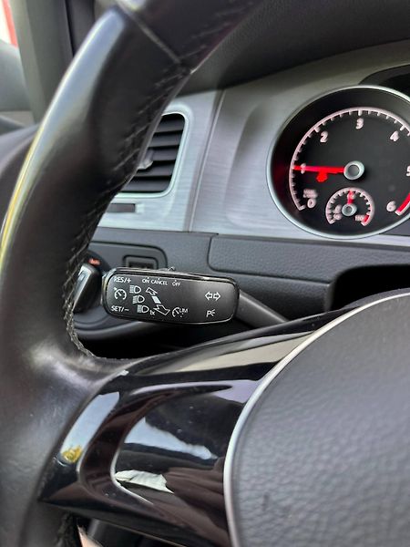 Volkswagen Golf (2015)  VII KOMBI 1.6 TDI DSG WEBASTO - fotka 18 z 28