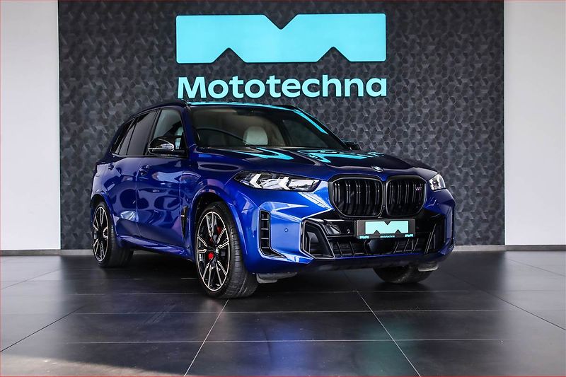 BMW X5 (2025) M60i - fotka 1 z 21