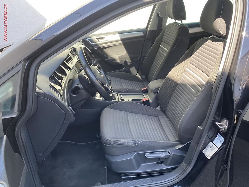 Volkswagen Golf (2014) 1.2 TSi, CUP, nez.topení - fotka 9 z 16