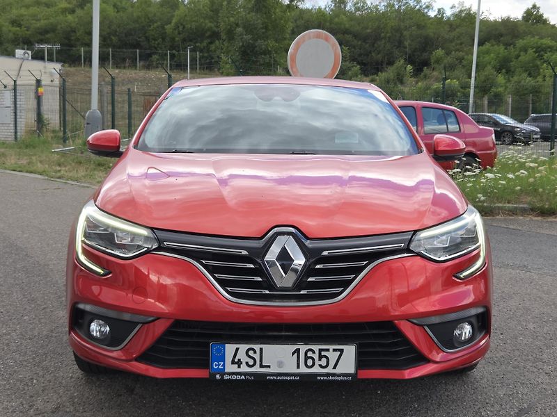 Renault Mégane 1,2TCe 92kw 1.MAJITEL  - fotka 2 z 11