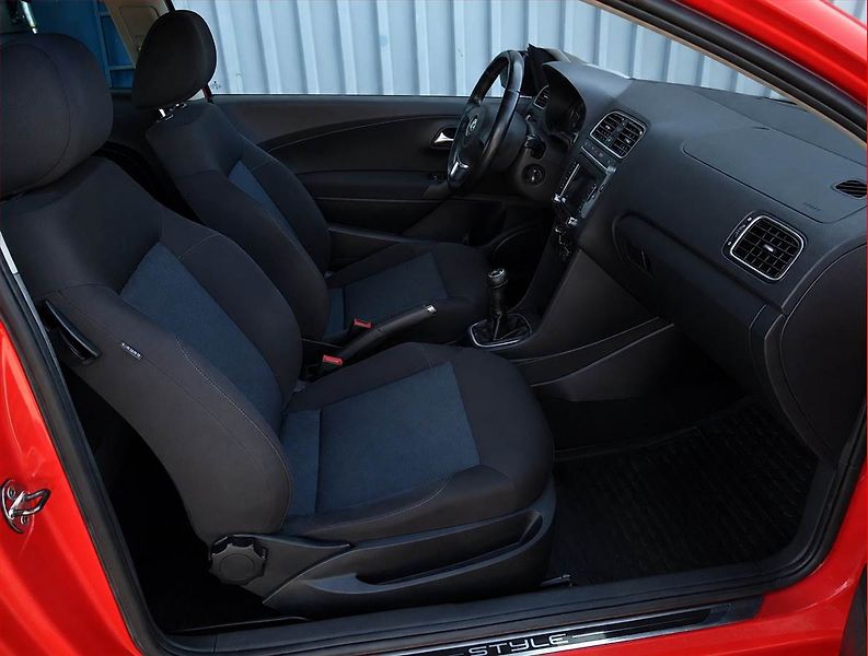 Volkswagen Polo (2012) Style 1.2 TDI, po STK - fotka 9 z 15