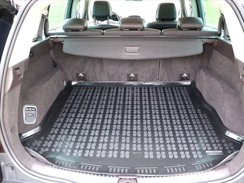 Renault Espace 1,6 dCi 118kW Aut. Energy LED - fotka 10 z 33