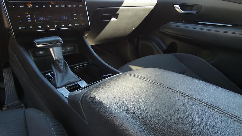 Hyundai Tucson 1.6 T-GDI 110kW DCT Smart - fotka 6 z 22