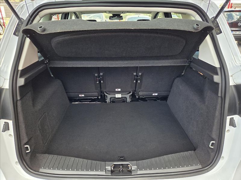 Ford C-MAX 1,5 TDCi 88kW Titanium ČR  Tit - fotka 11 z 25