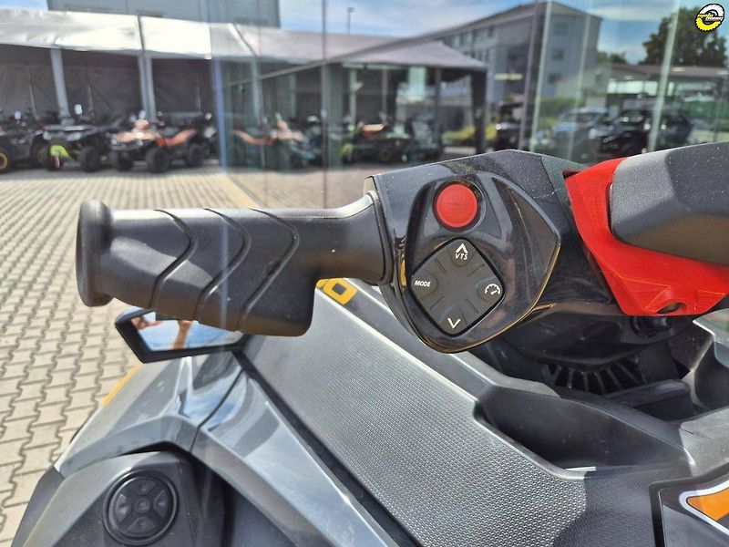 Sea Doo (2022) RXT X-RS 300 Audio - fotka 15 z 21