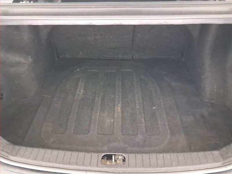 Hyundai Accent (2008) 1.4i, Serv.kniha, nová STK - fotka 13 z 16
