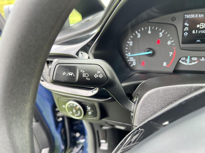 Ford Fiesta 1,1 52KW,KLIMA,HL.PRUHů,78TKM - fotka 34 z 41