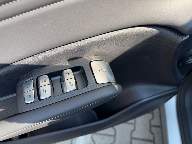 Omoda 7 1.5 Luxury, PHEV, AT, ZADÁNO - fotka 9 z 34