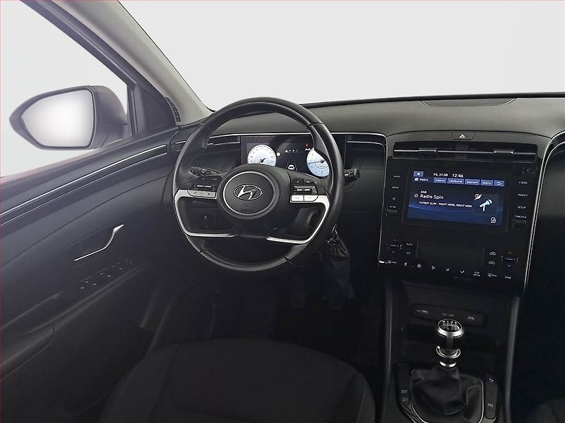 Hyundai Tucson (2022) 1.6 T-GDI - fotka 7 z 15
