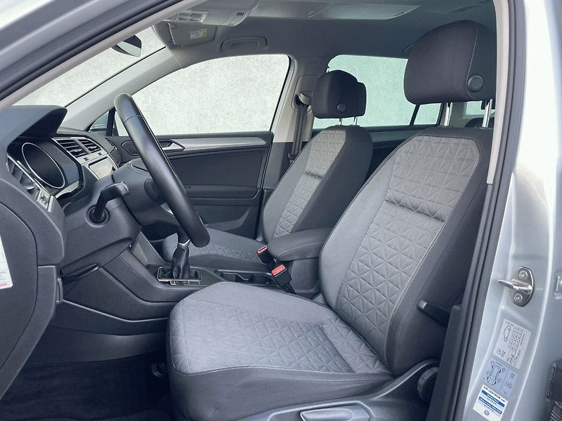 Volkswagen Tiguan (2021) LIFE 1,5TSI 150k - fotka 20 z 22