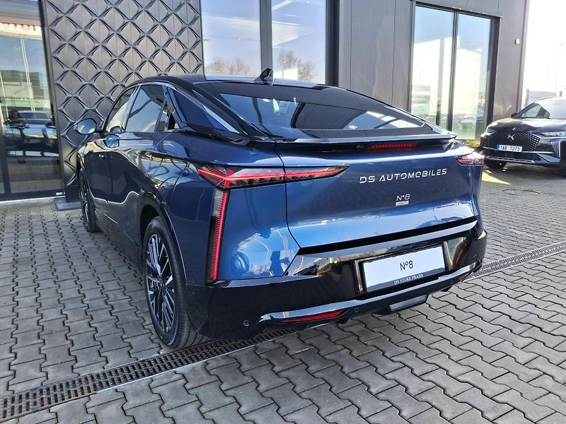 DS Automobiles DS N°8 (2026) ETOILE 350 k AWD LONG RANGE    - fotka 28 z 47