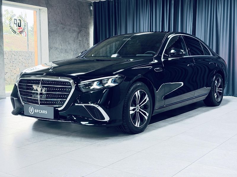 Mercedes-Benz Třídy S (2026) S350d*4M*ADVANCED*BURMESTER  - fotka 3 z 46