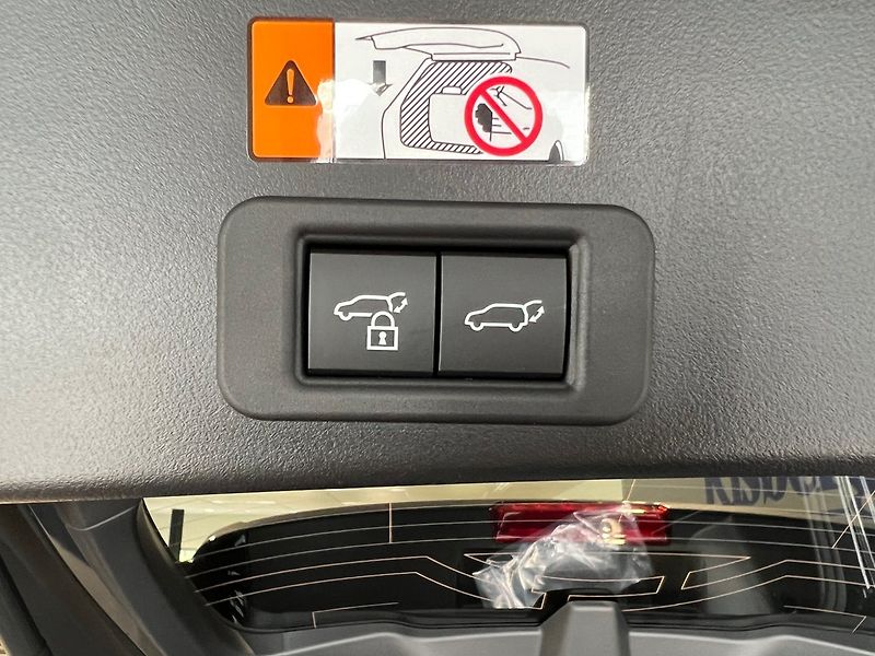 Subaru E-Outback 74.7 kWh AWD Limited - fotka 16 z 16