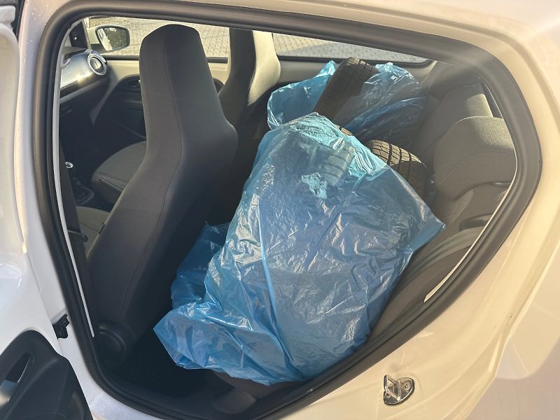 Volkswagen up! (2014) 1.0 Move 44 kW M5F - fotka 16 z 22
