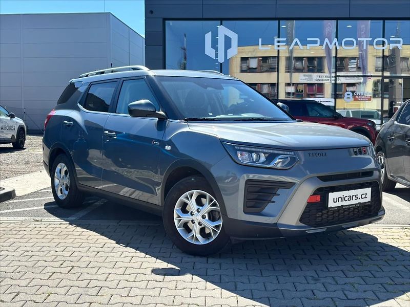 SsangYong Tivoli 1,5 TGDI  Grand manuál + Záruk - fotka 3 z 23