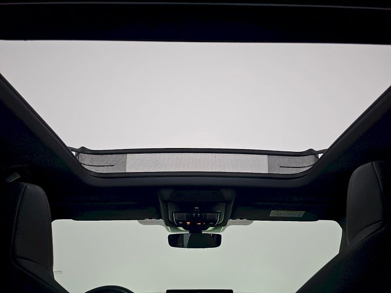 Škoda Kodiaq (2025) 2.0TSI 195kW RS 7S TAŽNÉ PANOR - fotka 31 z 35