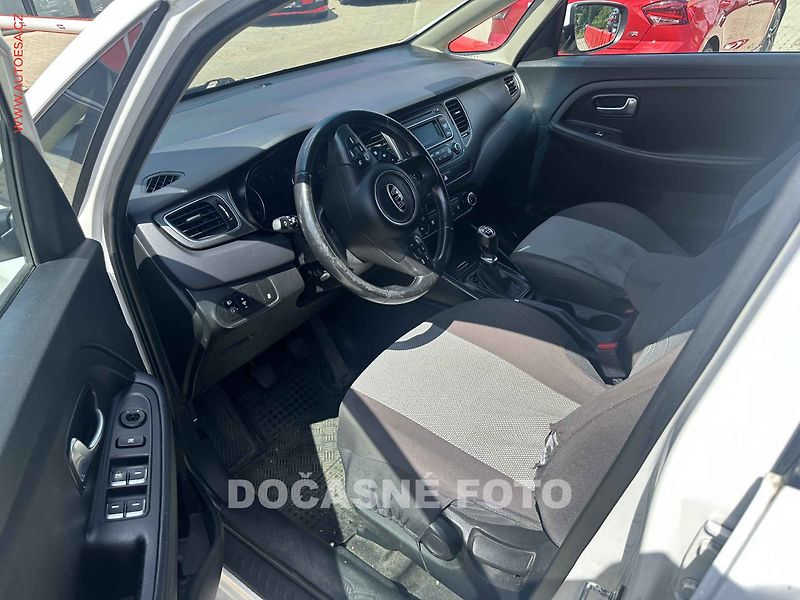 Kia Carens (2014) 1.7 CRDi, AC - fotka 3 z 3