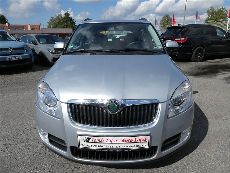 Škoda Fabia 1,6 i 1.MAJITEL,závěs,serviska - fotka 2 z 59