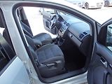 Volkswagen Touran 1.4 TSI 103 kW DIGI. KLIMA,ESP - náhled 10
