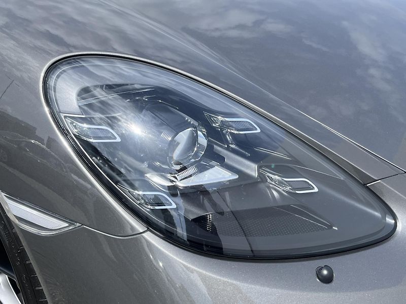 Porsche Cayman GTS - fotka 9 z 27
