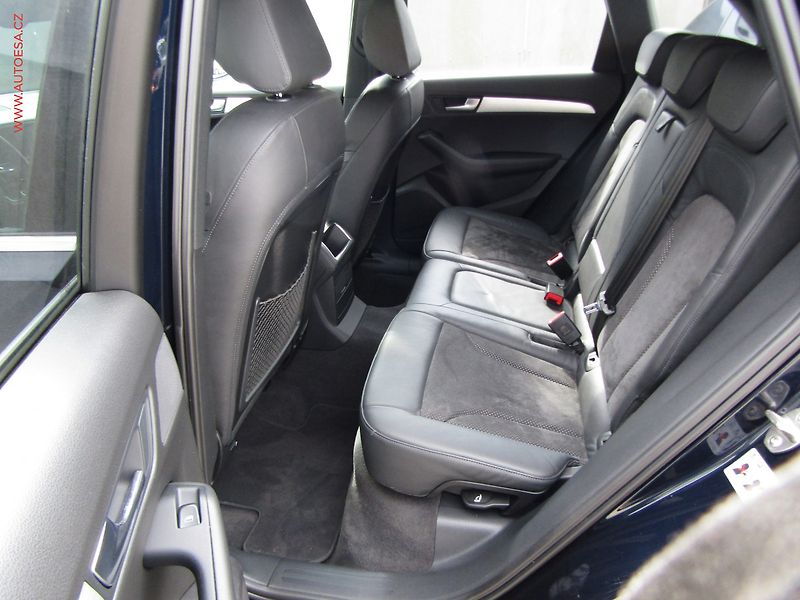 Audi Q5 (2009) 2.0 TFSi quattro, S-line - fotka 10 z 18
