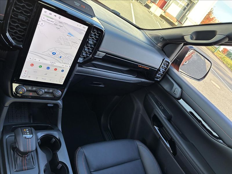 Ford Ranger 2,3 PHEV 207kW Wildtrak DPH - fotka 40 z 42