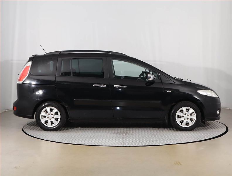 Mazda 5 (2008) 1.8, 7 míst - fotka 6 z 20