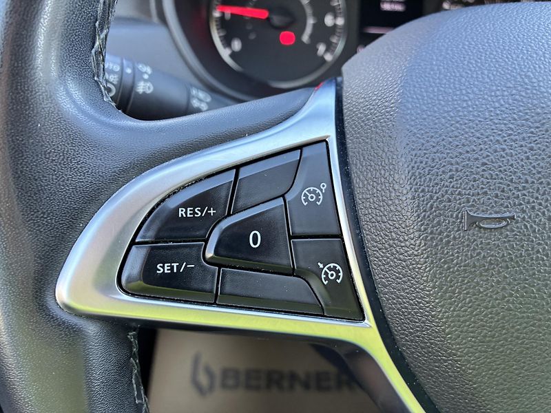 Dacia Duster 1.0TCe 67kW LPG PRESTIGE NAVI - fotka 25 z 39