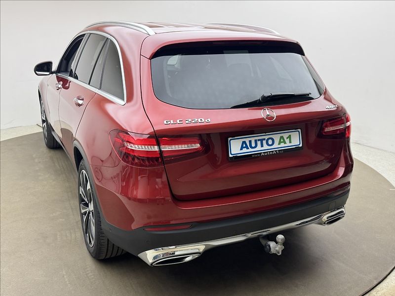 Mercedes-Benz GLC 2,1 4X4 VZDUCH 360° TAŽNÉ ČR - fotka 6 z 45