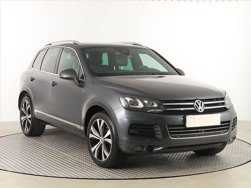 Volkswagen Touareg (2012) R-Line 3.0 TDI, 4X4, Automat - fotografie inzerátu