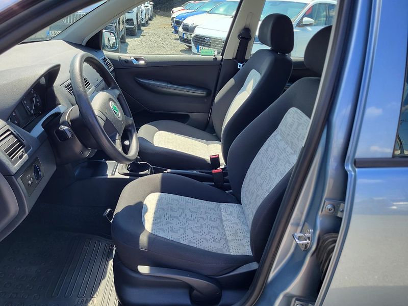 Škoda Fabia 1.2 i 12V HTP 47kW - fotka 7 z 37