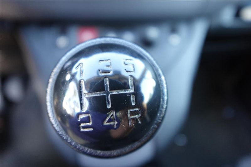 Peugeot Partner 1,6 HDI  KLIMA SERVISKA - fotka 29 z 29