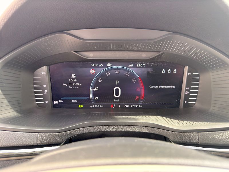 Škoda Karoq (2025) SEL TS 110/1.5 A7F - fotka 28 z 28