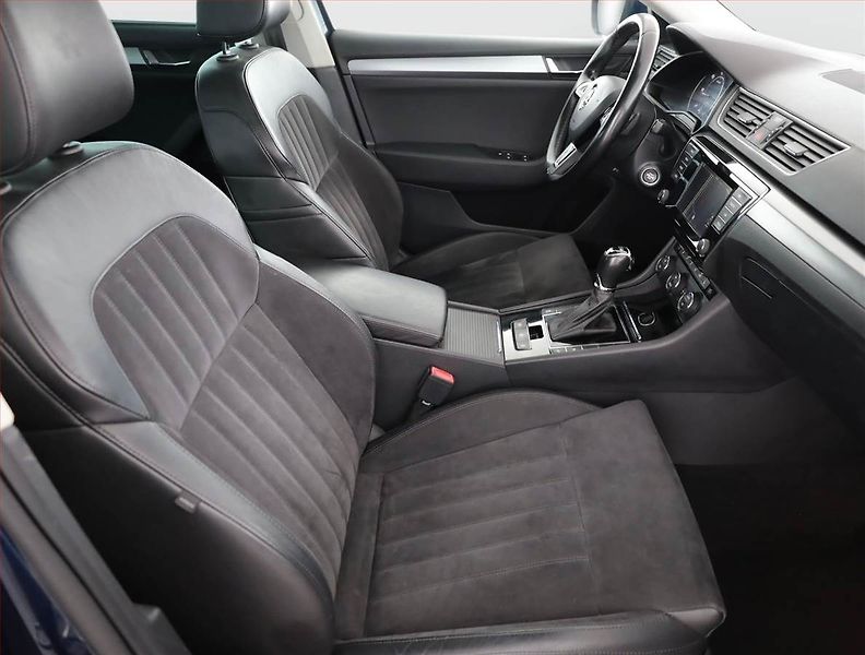 Škoda Superb (2016) Style 2.0 TDI, 4X4, Automat - fotka 7 z 17