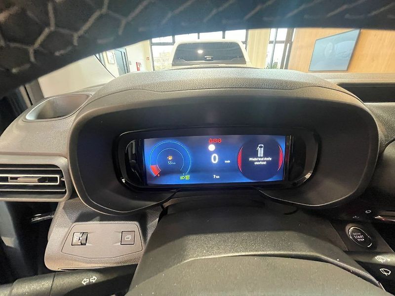 Toyota ProAce City Verso 1.5 D-4D M/T Family 7S - fotka 23 z 30