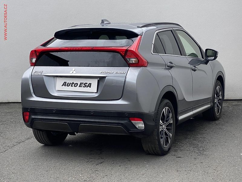 Mitsubishi Eclipse Cross (2018) 1.5T-MiVEC 2WD, Edition, AT - fotka 4 z 18