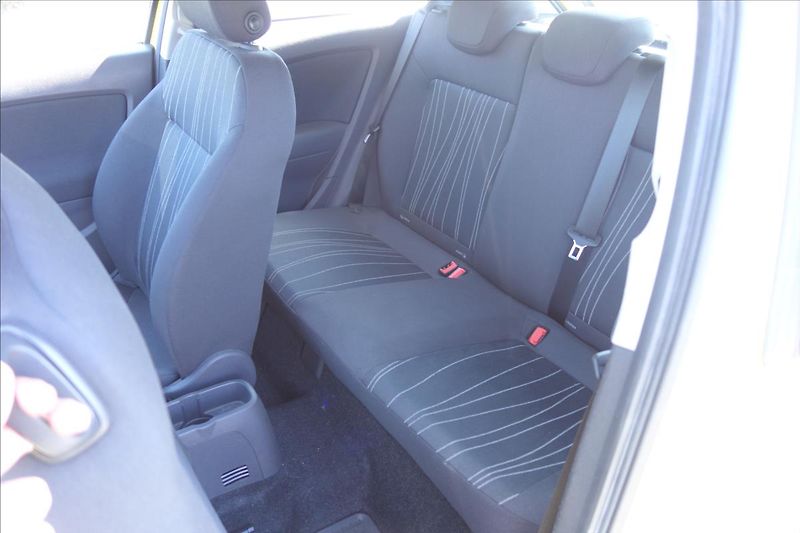 Opel Corsa 1,2 i, ČR, SERV.KN., 44TIS.KM. - fotka 13 z 33