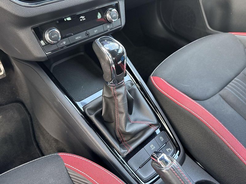 Škoda Kamiq (2021) 1.0 TSI DSG Monte Carlo - fotka 20 z 34