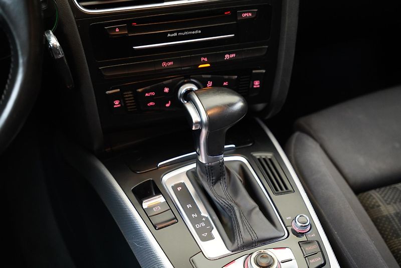 Audi A4 - fotka 24 z 27