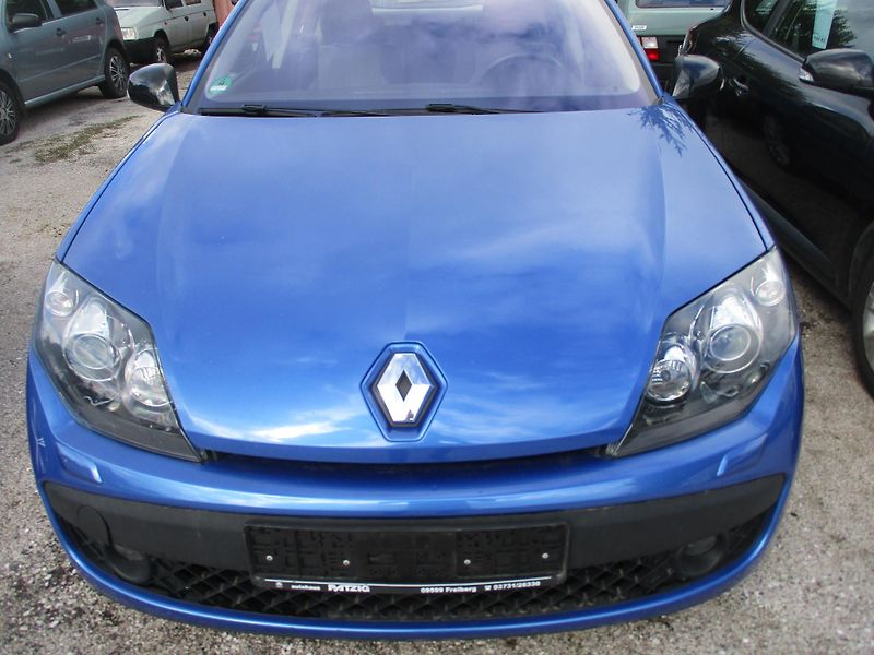 Renault Laguna (2009) 2,0 / 4 Control - fotka 13 z 16