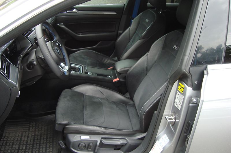 Volkswagen Arteon (2017) 2.0TDi,4-Motion,R-Line,176kW - fotka 37 z 84