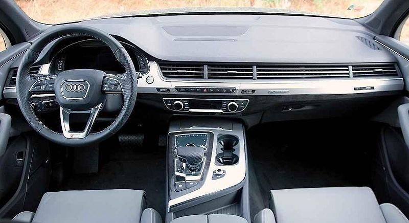 Audi Q7.