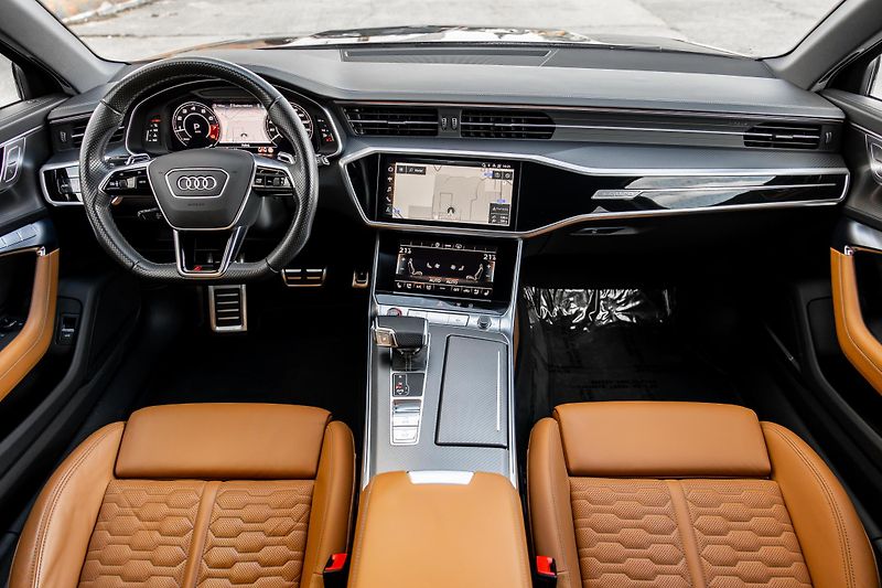 Audi RS 6 4.0 A6 /441kW - fotka 13 z 25