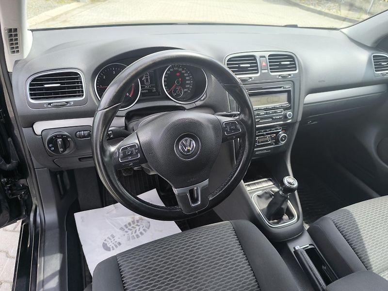 Volkswagen Golf (2010) 2.0 TDi 4x4 ČR,DOLOŽENÉ KM - fotka 16 z 25
