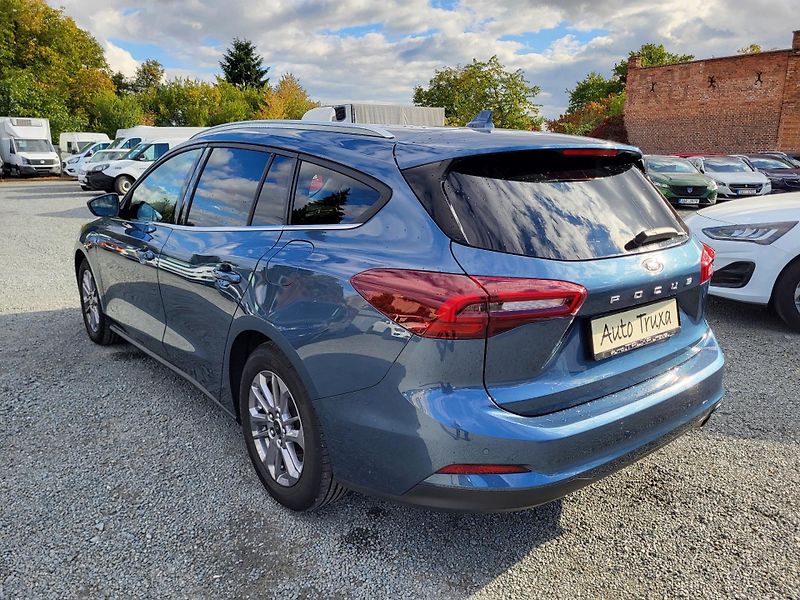 Ford Focus 1.0 EcoBoost mHEV 114kW autom. - fotka 3 z 46