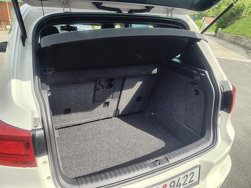 Volkswagen Tiguan (2013) 2.0 TDI 4X4 DSG 130KW R-LINE  - fotka 16 z 53