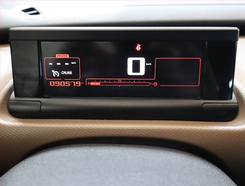 Citroën C4 Cactus (2016) 1.2 PureTech, Serv.kniha - fotka 11 z 19