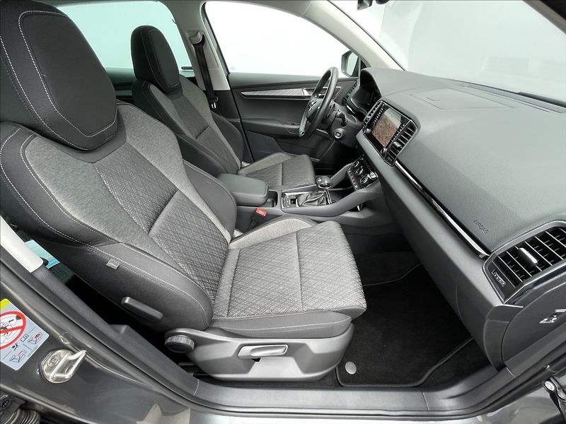 Škoda Karoq 2,0 TDI 4x4 DSG Style - fotka 18 z 24